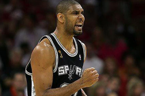 篮球篮网明星球员强调团结：我们是一支队伍（篮网核心强调团结：我们是一体）